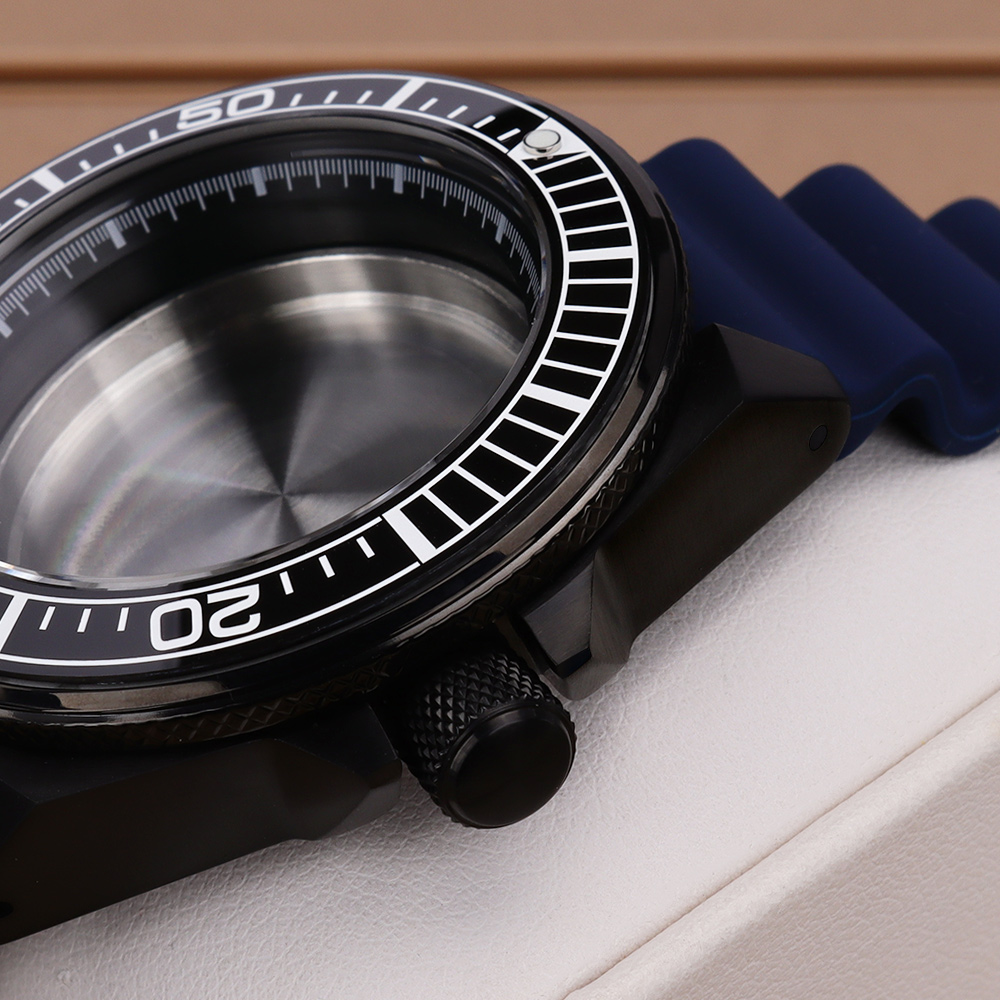علبة ساعة سوداء 43 مم مع زجاج  - مراجعة Citizen Watch Tsuyosa وسعره